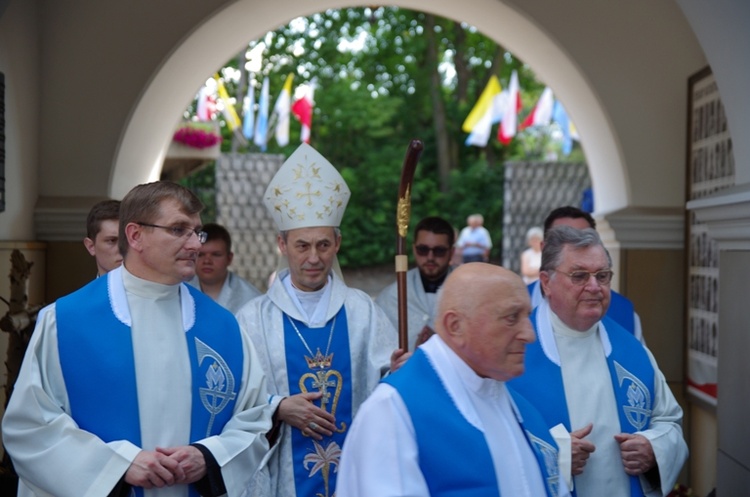 Bp Stanisław Salaterski przewodniczył Mszy św. w intencji Wspólnot dla Intronizacji Najświętszego Serca Pana Jezusa