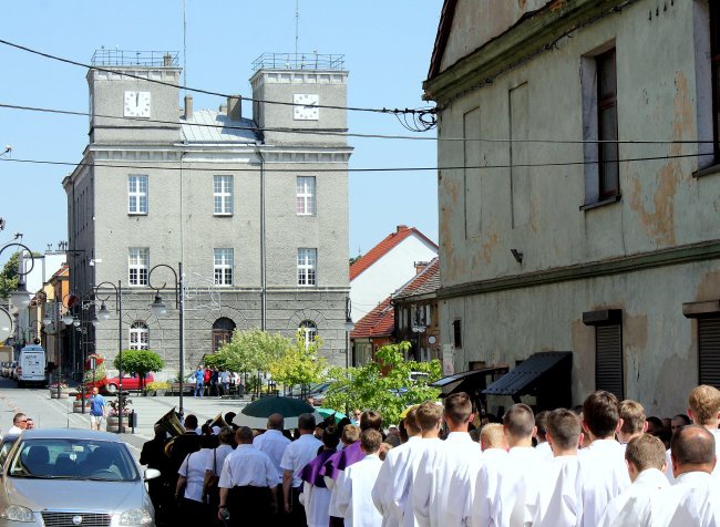 Pogrzeb śp. ks. Mariana Piotrowskiego cz. 2