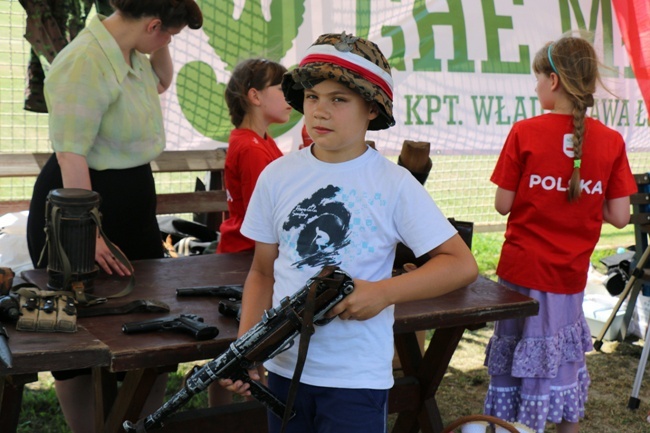 Piknik historyczny "Jeszcze nie zginęła"