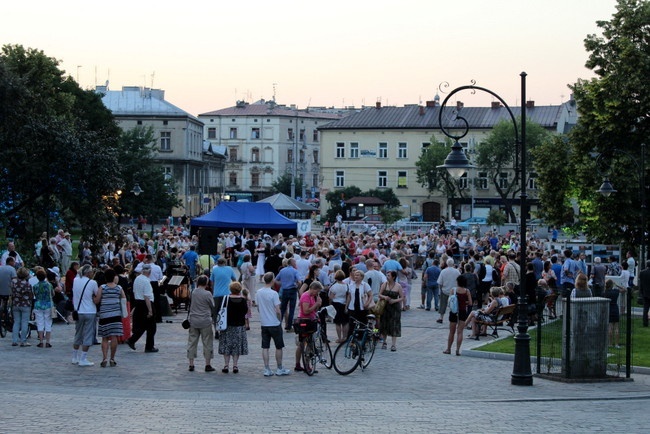 Bal w 100-lecie połączenie Krakowa i Podgórza