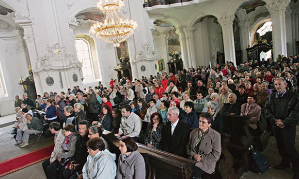  Kongres Rodzin pokazał, że ludziom bardzo zależy na ochronie rodziny.  Tym też ma się zająć nowa rada katolików świeckich