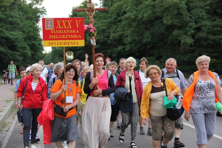 Po raz 35. do Lichenia przez ziemię łowicką wędruje Piesza Pielgrzymka Mariańska