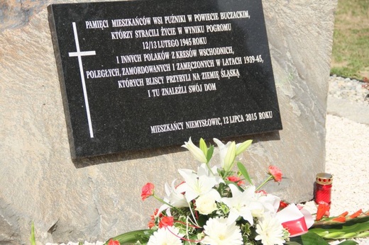 Pomnik pomordowanych mieszkańców Puźnik