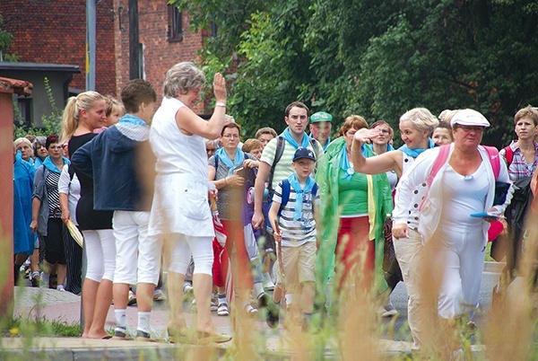 Pielgrzymi z Tychów  idą do Częstochowy