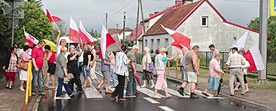  – Dobrze, że wyszli na ulicę, że protestują. Tylko czy to coś pomoże? – zastanawiał się kierowca autokaru