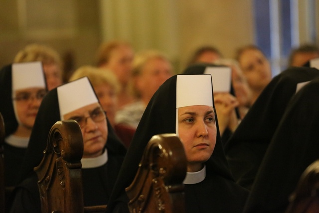 Prymicyjne błogosławieństwo u cieszyńskich elżbietanek