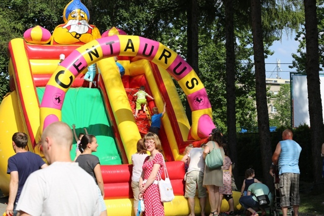 Piknik Rodzinny w bielskiej parafii NSPJ