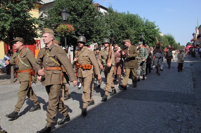 VI Odyseja Historyczna - parada w Kutnie