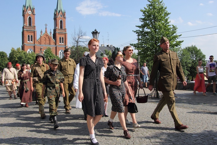 VI Odyseja Historyczna - parada w Kutnie