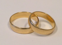 Meksyk: Kościół przeciw zmianie definicji małżeństwa