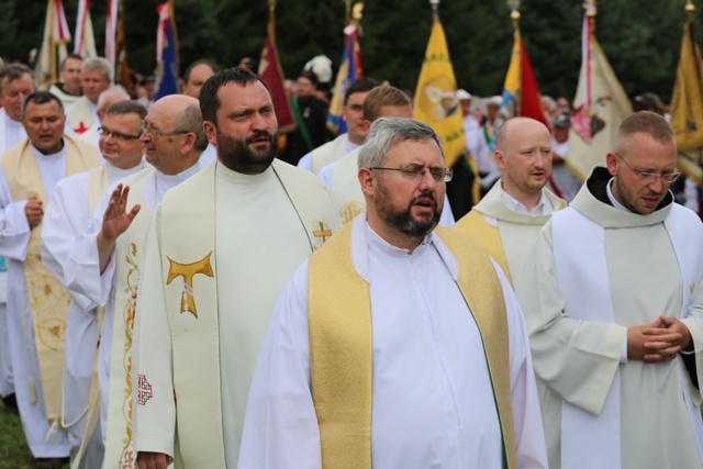 Jubileuszowy hołd dla MB Rychwałdzkiej