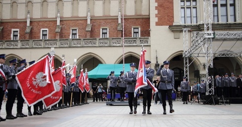 Sztandar dla krakowskiej Policji