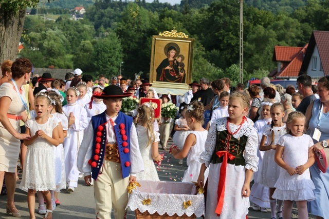 Jubileuszowy hołd dla MB Rychwałdzkiej - cz. 2