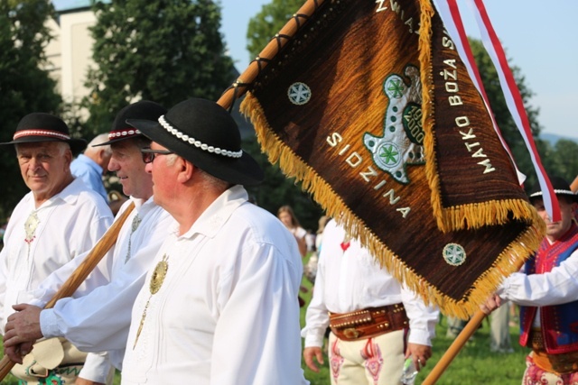 Jubileuszowy hołd dla MB Rychwałdzkiej - cz. 2