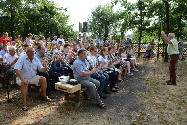 Odpust u św. Anny w Oleśnie