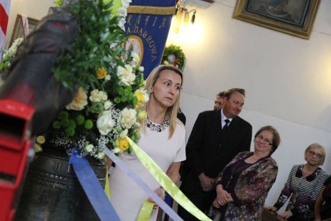 Poświęcenie dzwonu w Nowej Wsi