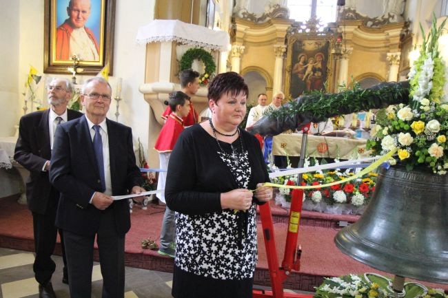 Poświęcenie dzwonu w Nowej Wsi