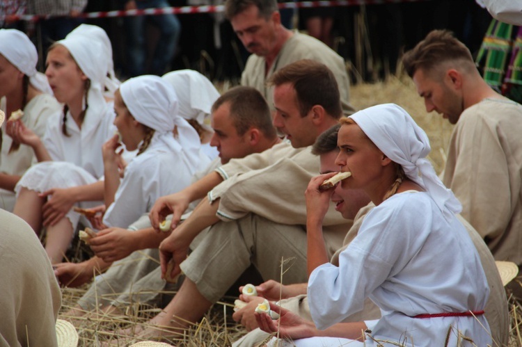 Łowickie Żniwa w skansenie