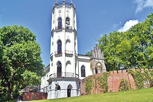  Neogotycki zameczek z pierwszej połowy XIX w. był prezentem ślubnym  gen. Wincentego Krasińskiego dla syna Zygmunta – poety i wieszcza