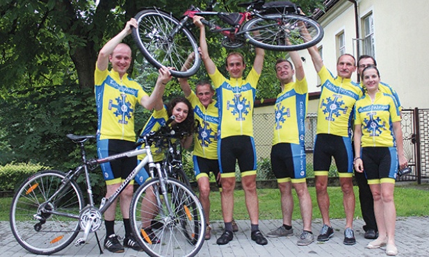 Rowerzyści żywieckiego projektu „Rozkręć wiarę” wyruszają  w swoją piątą wyprawę.  Tym razem jako Holy Land Team przemierzą Ziemię Świętą