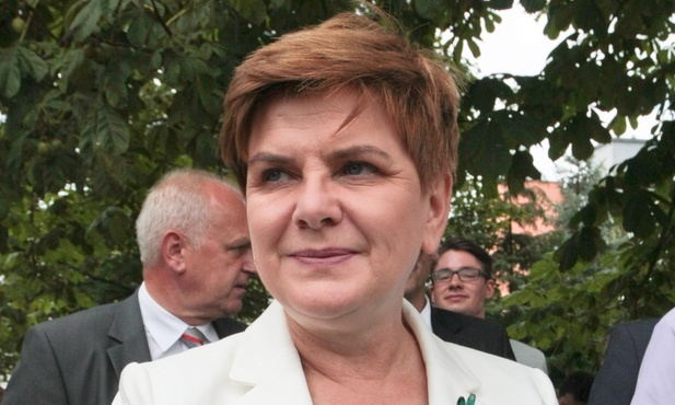 PiS blisko 50 proc. poparcia