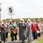 70. Pielgrzymka Rybnicka - dzień pierwszy - w drodze