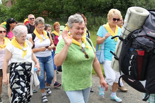 70. Pielgrzymka Rybnicka - dzień pierwszy - w drodze