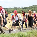 70. Pielgrzymka Rybnicka - dzień pierwszy - w drodze