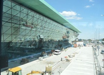 Kraków Airport już z terminalem