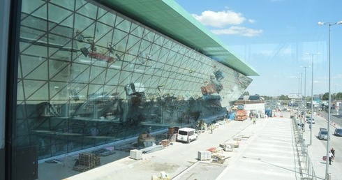 Kraków Airport już z terminalem