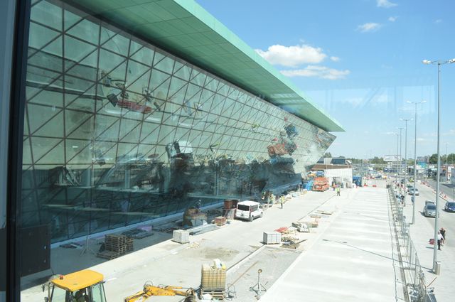 Kraków Airport już z terminalem