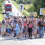 70. Pielgrzymka Rybnicka - dzień drugi - w drodze