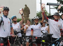 Skoczowskie pierniki jadą z rowerzystami do Rzymu!