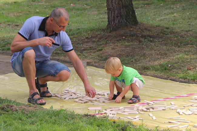 Piknik integracyjny w Jedlińsku