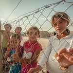 Dzieci z Kobane – najbardziej bezbronne ofiary barbarzyństwa Państwa Islamskiego 