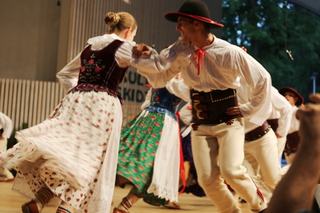 Koncert laureatów Festiwalu Górali Polskich na 52. TKB w Żywcu