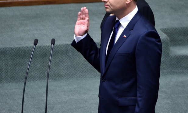 Prezydent złożył przysięgę