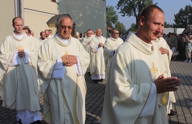 24. Piesza Pielgrzymka Diecezji Bielsko-Żywieckiej na Jasną Górę - w Hałcnowie