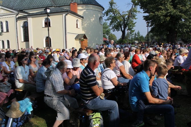 24. Piesza Pielgrzymka Diecezji Bielsko-Żywieckiej na Jasną Górę - w Hałcnowie