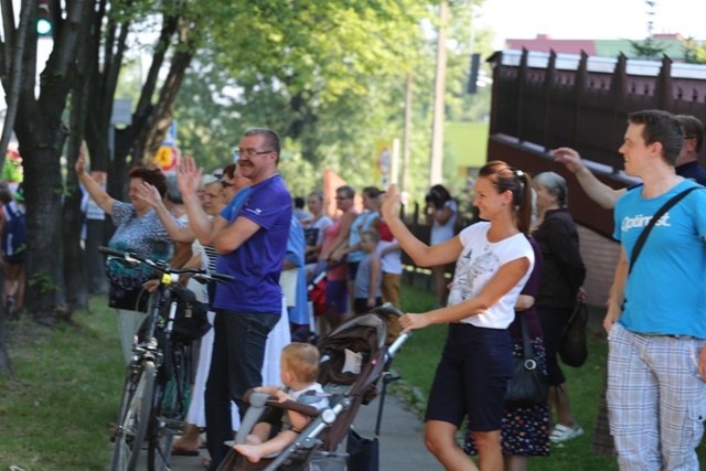 14. Pielgrzymka Dekanatu Czechowickiego w drodze na Jasną Górę