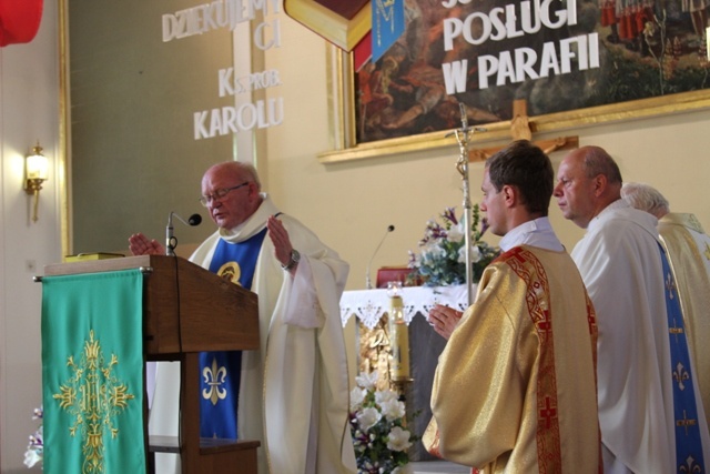 14. Pielgrzymka Dekanatu Czechowickiego w drodze na Jasną Górę