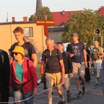 Z Borek Wielkich w stronę lasu za Dąbrową