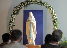 Kopia figury Matki Bożej z Lourdes zostanie w parafii św. Teresy Benedykty od Krzyża do niedzieli 