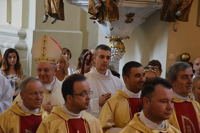 Nauczyciel, kapłan i przewodnik