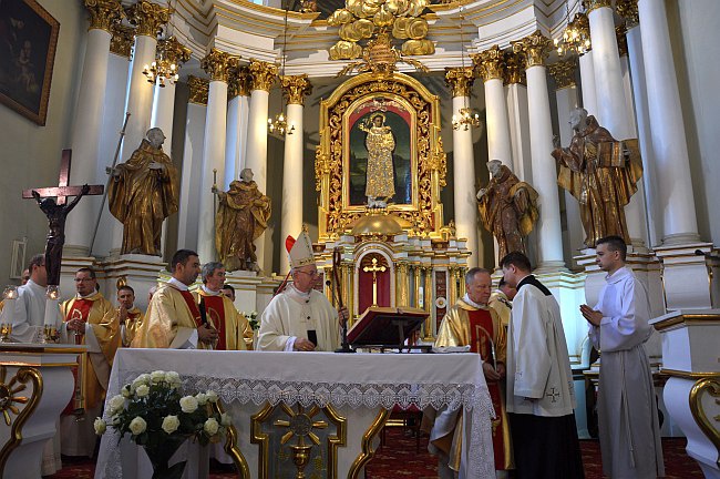 Nauczyciel, kapłan i przewodnik