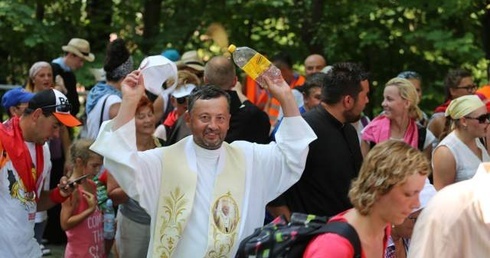 Zmęczeni, ale radośni - w drodze do Matki