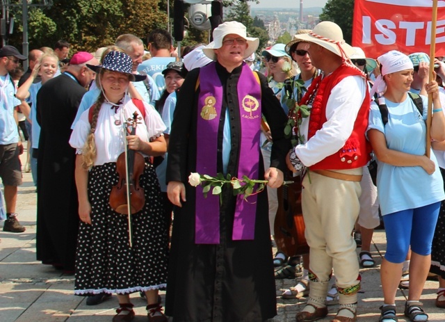 Powitanie pielgrzymów bielsko-żywieckich A.D. 2015 - cz. 1