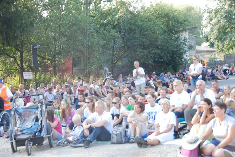 Msza św. w Gocławicach