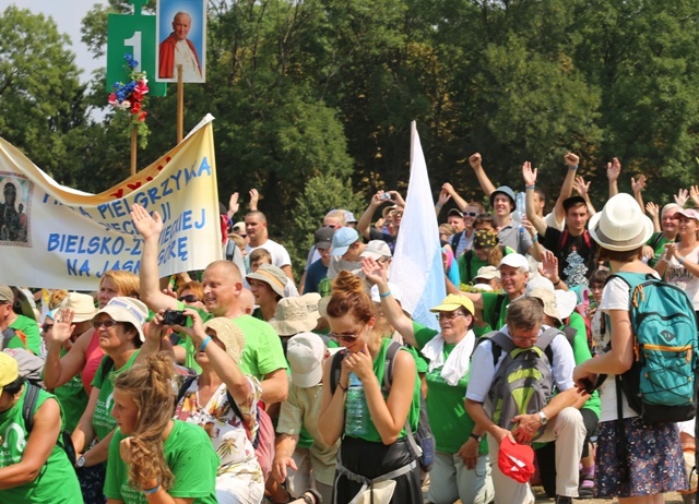 Powitanie pielgrzymów bielsko-żywieckich A.D. 2015 - cz. 2