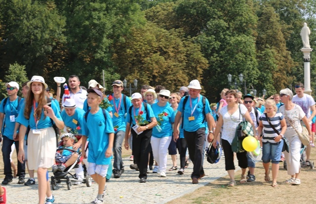 Powitanie pielgrzymów bielsko-żywieckich A.D. 2015 - cz. 2